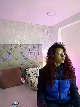 Pamelamiler__ on StripChat