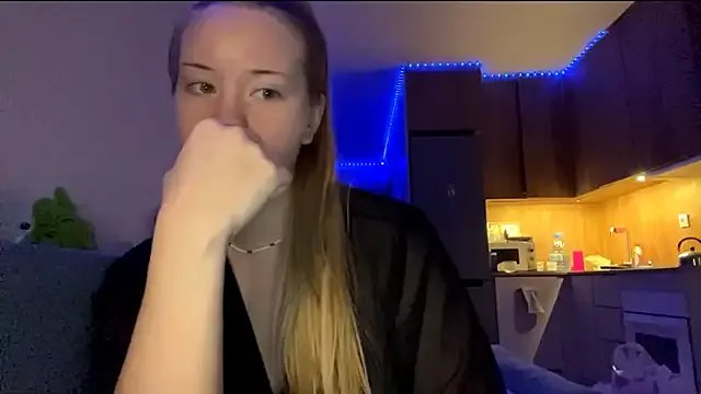 PandaFluff on StripChat