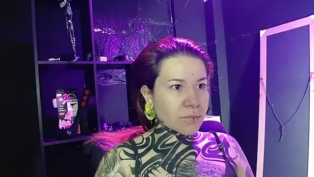 Pandora_9666 on StripChat