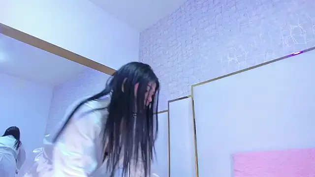 paola_rodriguez on StripChat