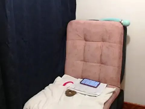 Paolahotty on StripChat