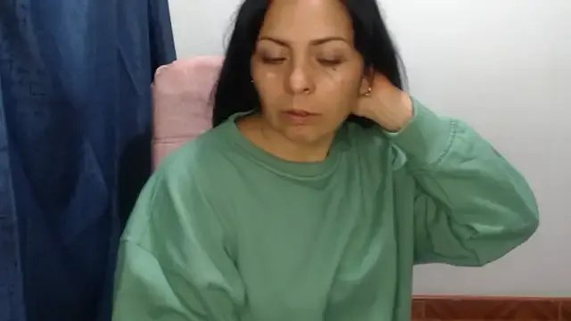 Paolahotty on StripChat