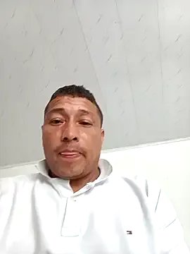 pareja_latina1483 — Anal toy