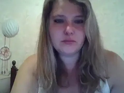 ParisMimi on StripChat