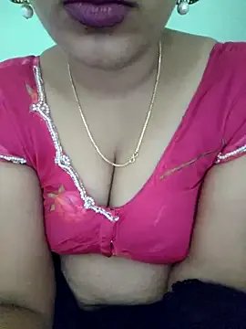 Freechat PARIYA_01 on StripChat