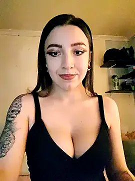 Paudelatorre on StripChat