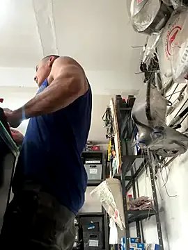 Paul22cm- on StripChat