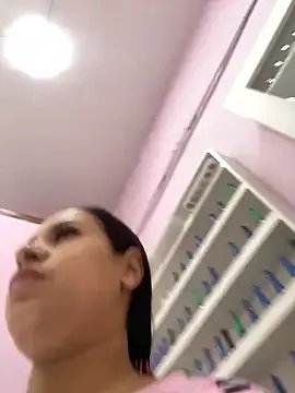 Freechat PaulaCruz01 on StripChat