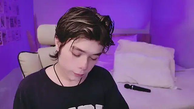 PaulTexx on StripChat