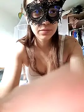PearMaki on StripChat