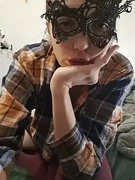 PearMaki on StripChat