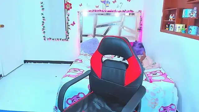 perlabeautiful on StripChat