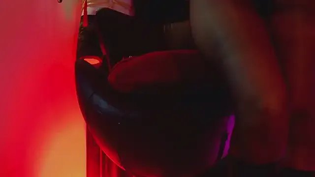 PerlaDivaio on StripChat