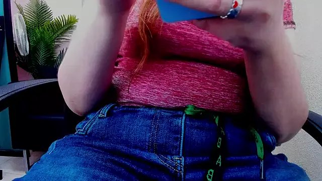 Persephoni on StripChat