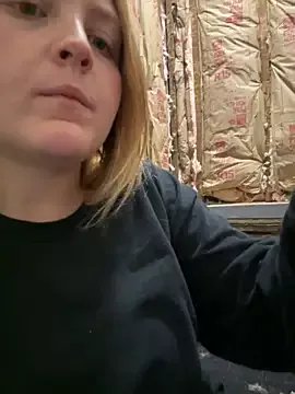 PhatAssBlond on StripChat