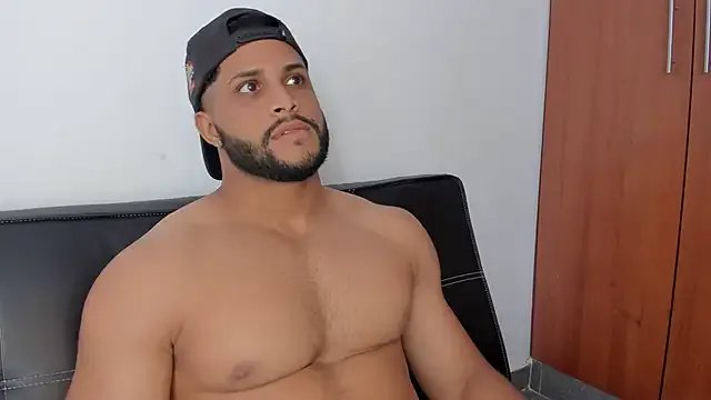 Pier_Simons on StripChat