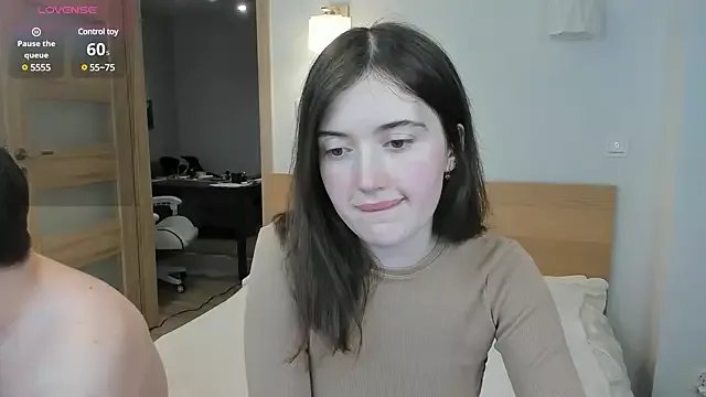 PollyFlame on StripChat