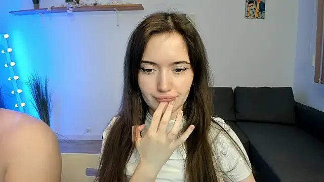 PollyFlame on StripChat