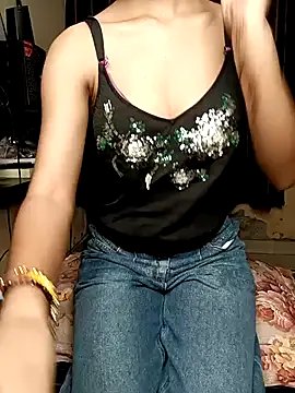 poojaji690 on StripChat