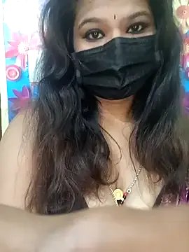 Premalatha_28 on StripChat