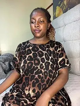 prettiepearl on StripChat