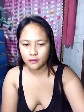 pretty_me092121 on StripChat