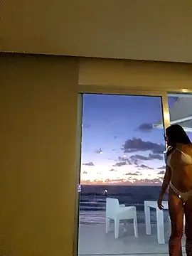 Private Pretty_roxxyy on StripChat