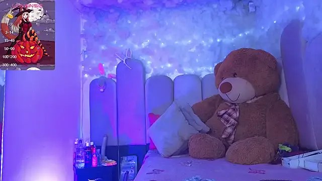 puca_ebony on StripChat