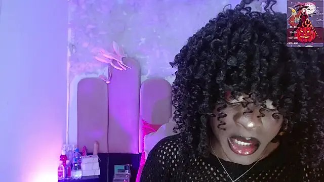 puca_ebony on StripChat