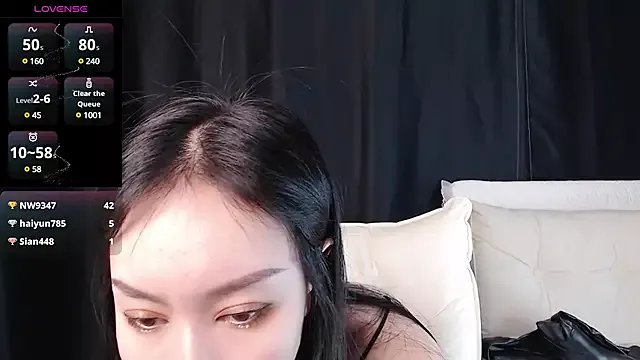 qianqian_ on StripChat