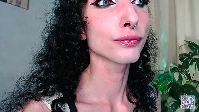 Queen_of_tease on StripChat