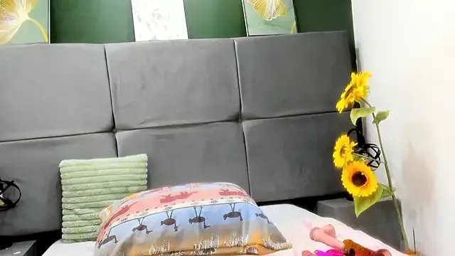 QueenMatturex on StripChat