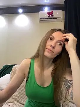 RachelBelI on StripChat