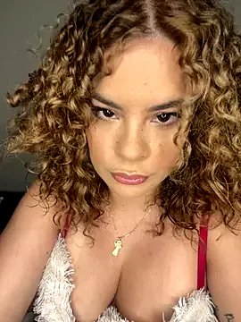 Freechat Rachell_More on StripChat