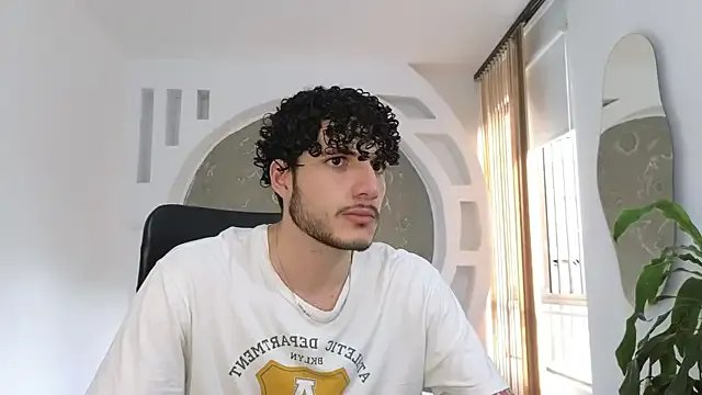 Rafael_Mendezz on StripChat