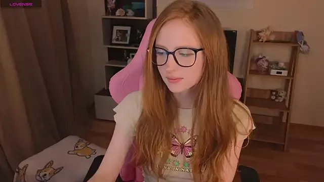 rara_ruru on StripChat 