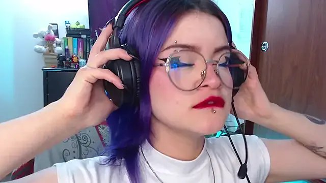 Raventh_ on StripChat