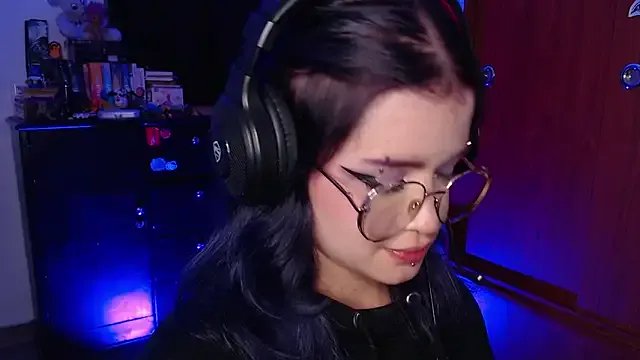 Raventh_ on StripChat