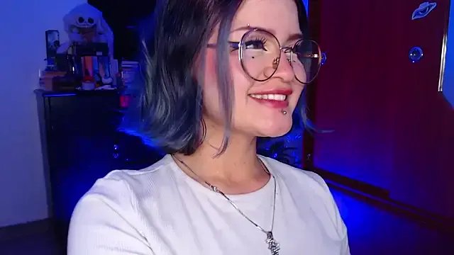 Raventh_ on StripChat