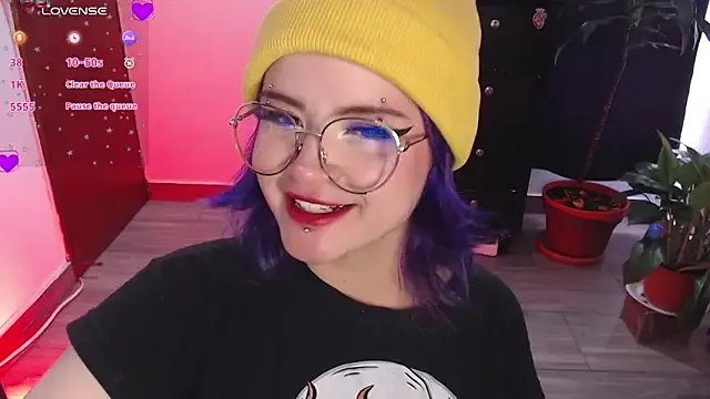 Raventh_ on StripChat