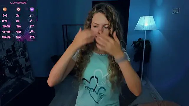 RayaNenlia on StripChat