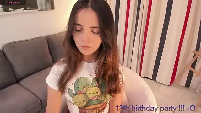 Raychell_Black on StripChat