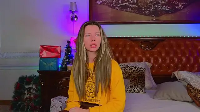 Real_Tini on StripChat