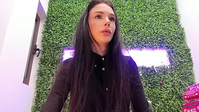 realhotfallingdevil on StripChat