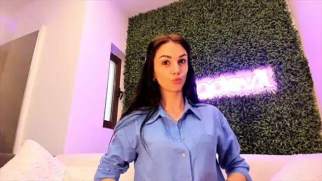 realhotfallingdevil on StripChat