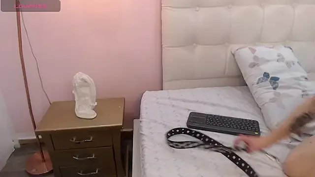 Red_kytty6 on StripChat