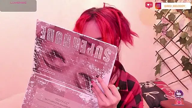 RedMeloddy on StripChat