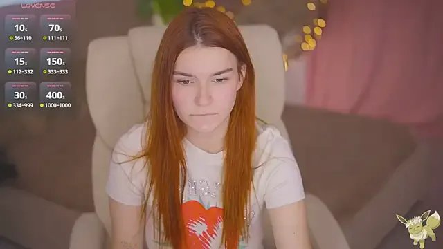 RedShinee on StripChat