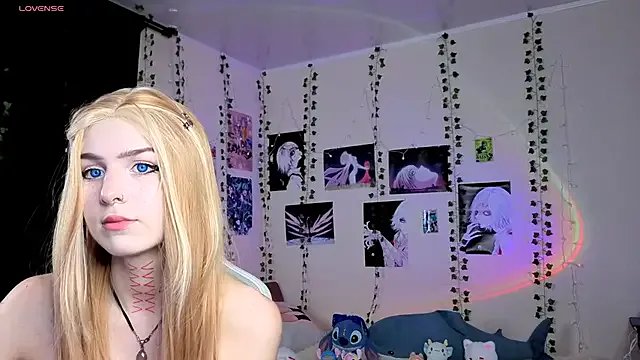 Reflexxxia_ on StripChat