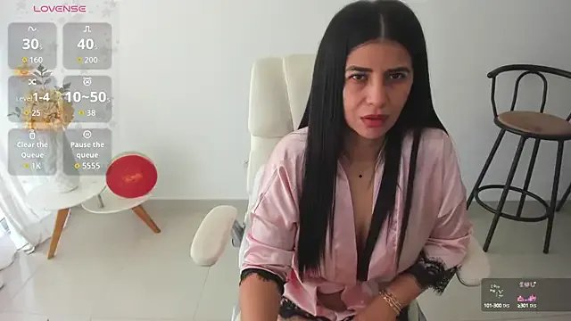 renata_t_ on StripChat